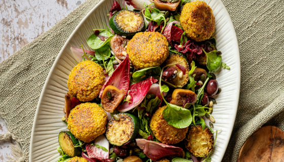 Quinoa bites met een supersalade