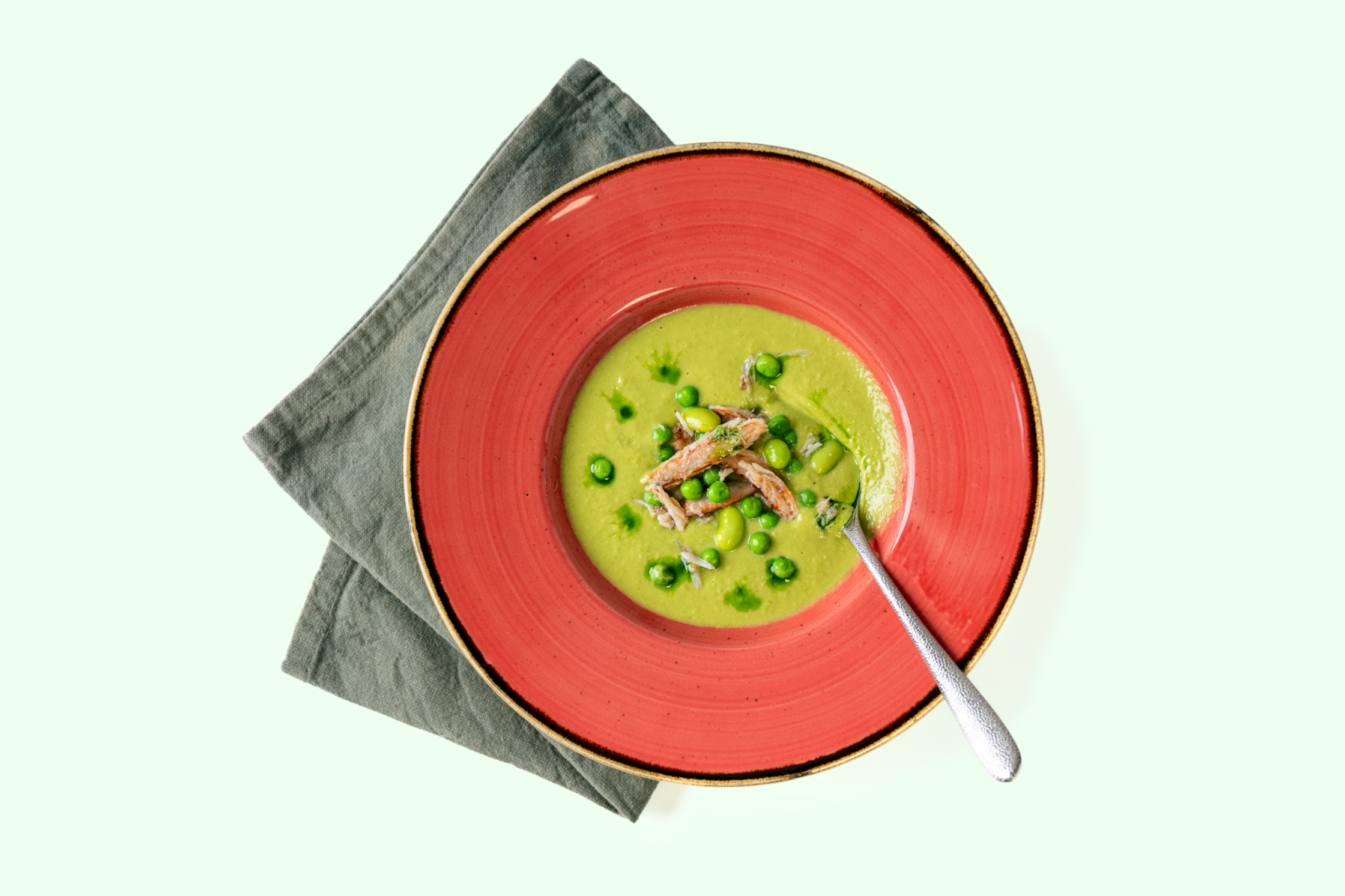 Peas, leek and crab soup
